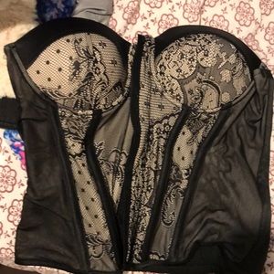 intimate or used for club scene